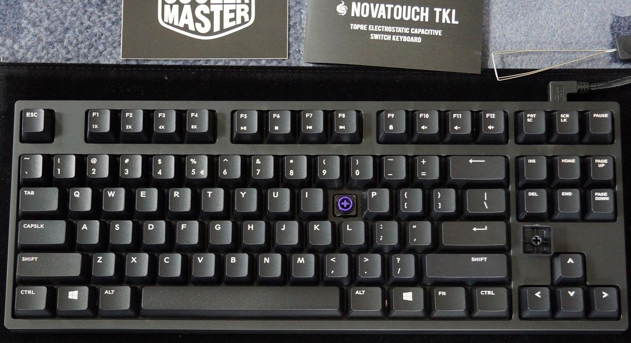[22/09/2014] Cooler Master Novatouch TKL (4)