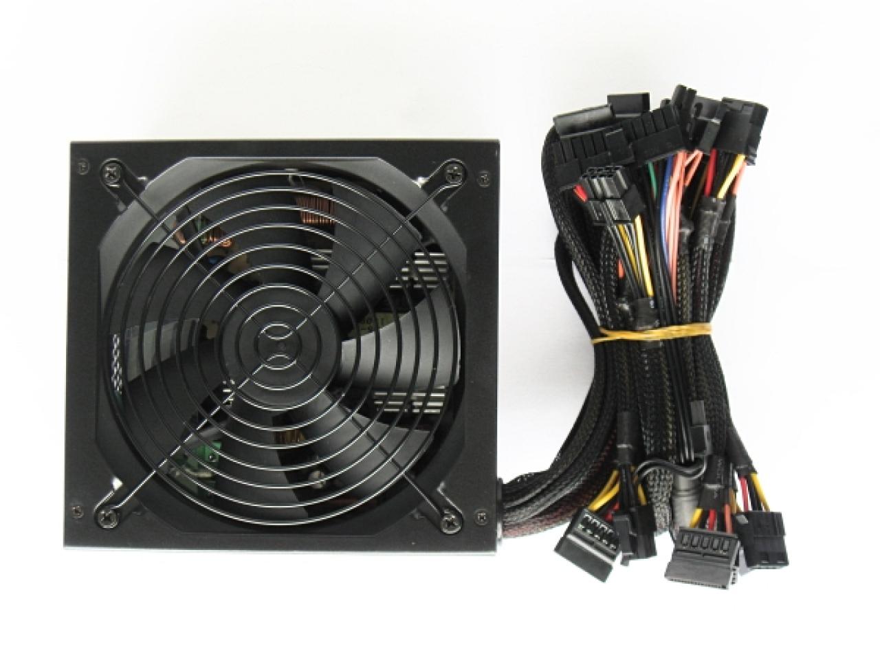 [23/09/2014] MS-Tech Value Edition 950W: PCGHX-Test an der Chroma (8)