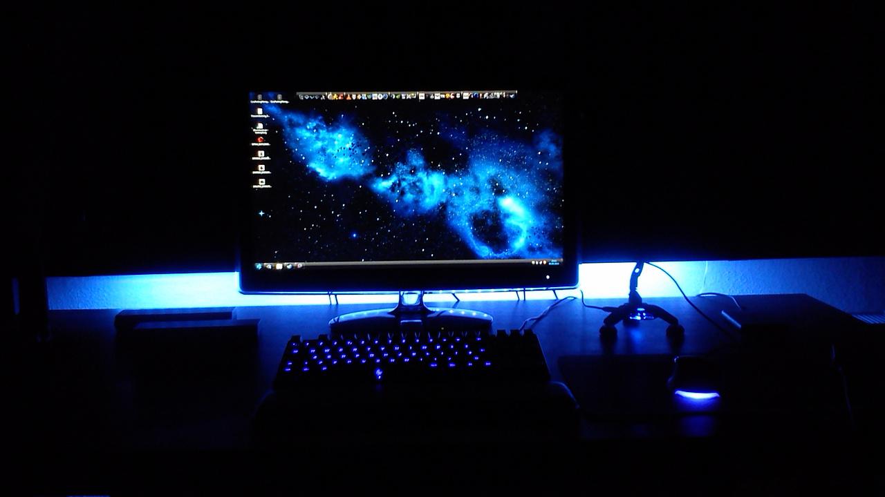 [12/09/2014] Update September 2014: Schreibtisch von Nightlight