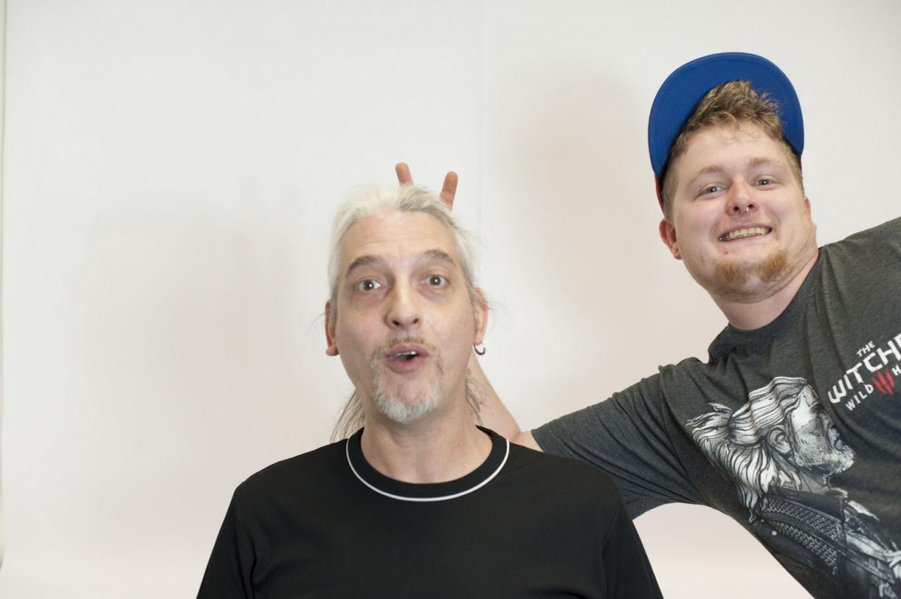 [05/09/2014] Unser Maskottchen Hasse Ma Hobbit Marcus schafft es aber auch immer wieder sich, in diesen unterhaltsamen Bilderreigen einzuschleichen. Jetzt wollte der 