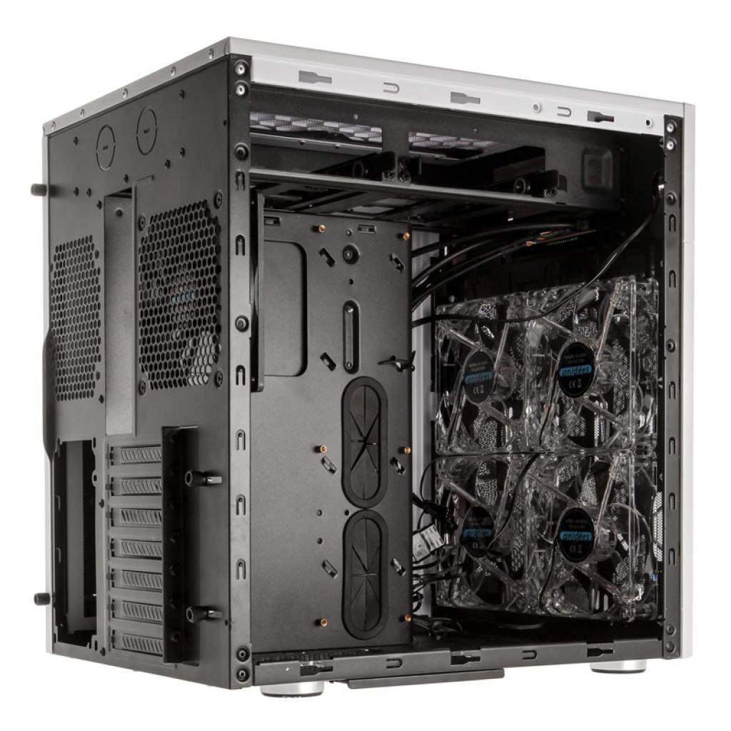 [16/10/2014] Anidées AI-7: Doppelkammer-Cube-Gehäuse für ATX-Mainboards (16)