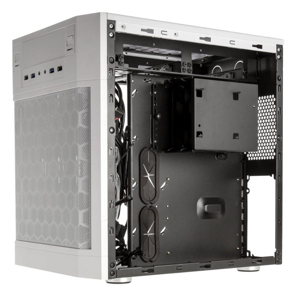 [16/10/2014] Anidées AI-7: Doppelkammer-Cube-Gehäuse für ATX-Mainboards (17)