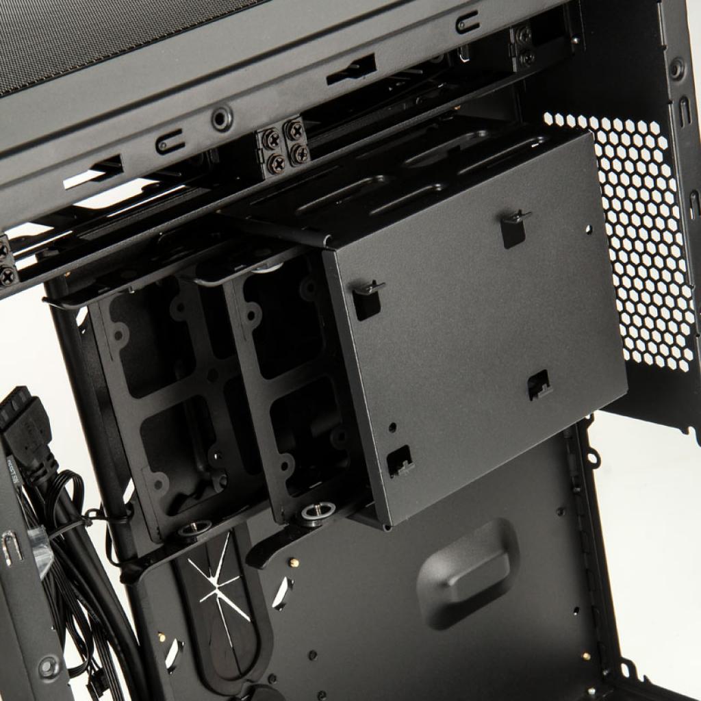 [16/10/2014] Anidées AI-7: Doppelkammer-Cube-Gehäuse für ATX-Mainboards (7)