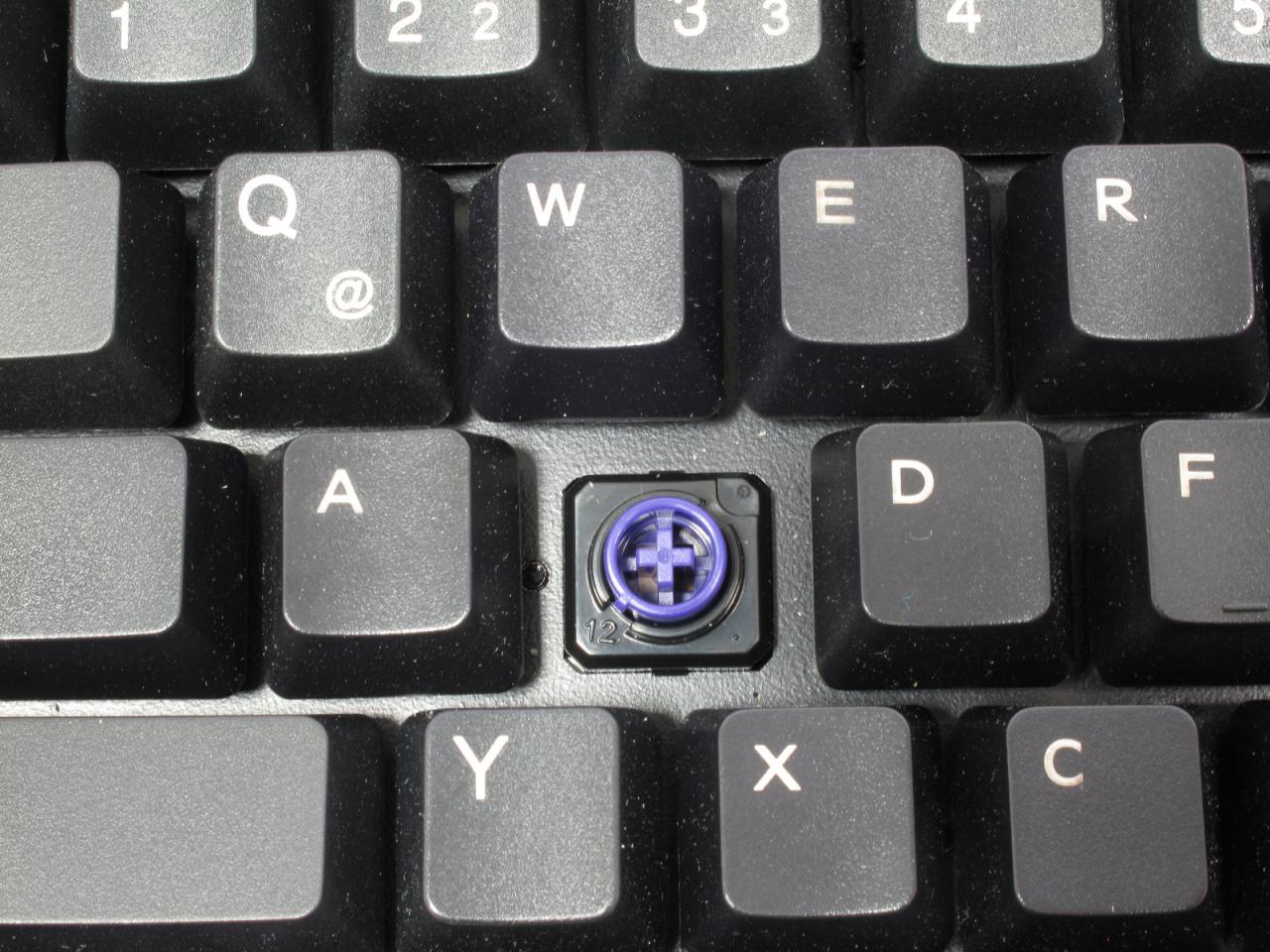 Topre-Schalter ohen Keycap
