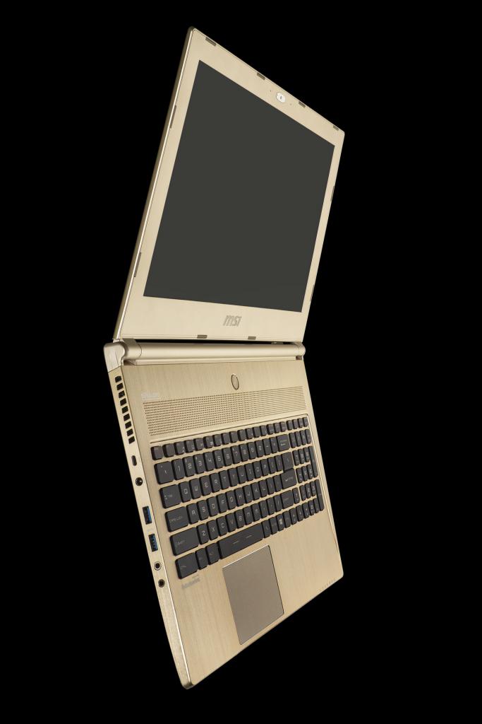 [07/10/2014] MSI GS60 Gold mit Nvidia GTX 970M (13)