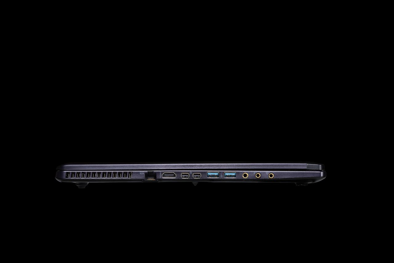 [07/10/2014] MSI GS70 Schwarz mit GTX 970M (11)