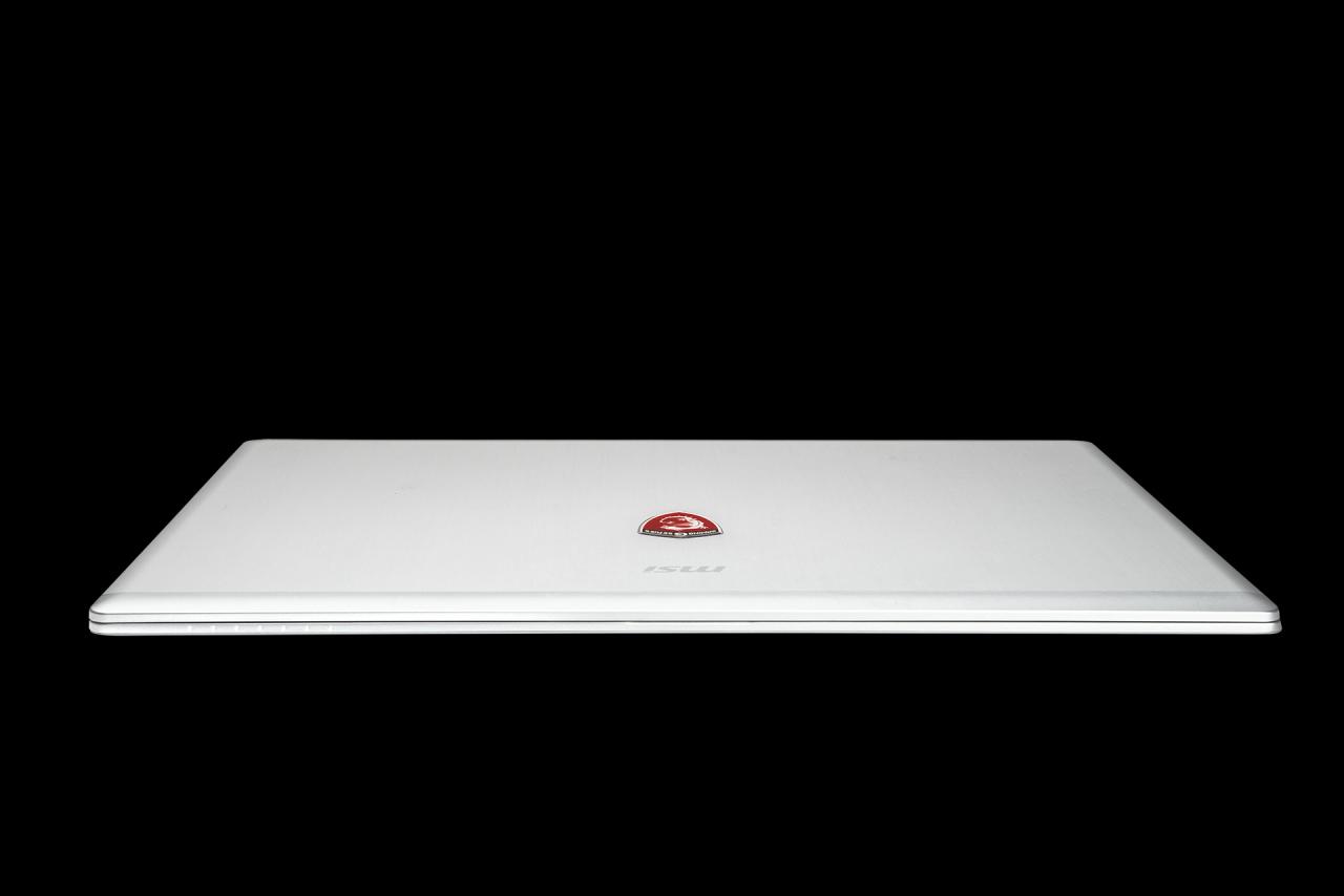 [07/10/2014] MSI GS70 Silber mit GTX 970M (8)
