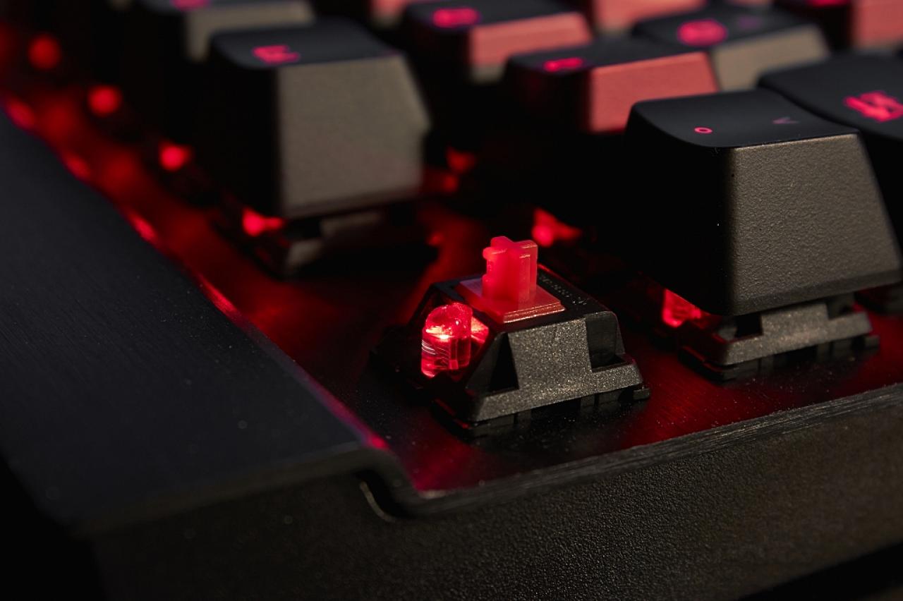[10/10/2014] Update vom 11.10.2014 mit Rennsimulator und K70 RGB (20)
