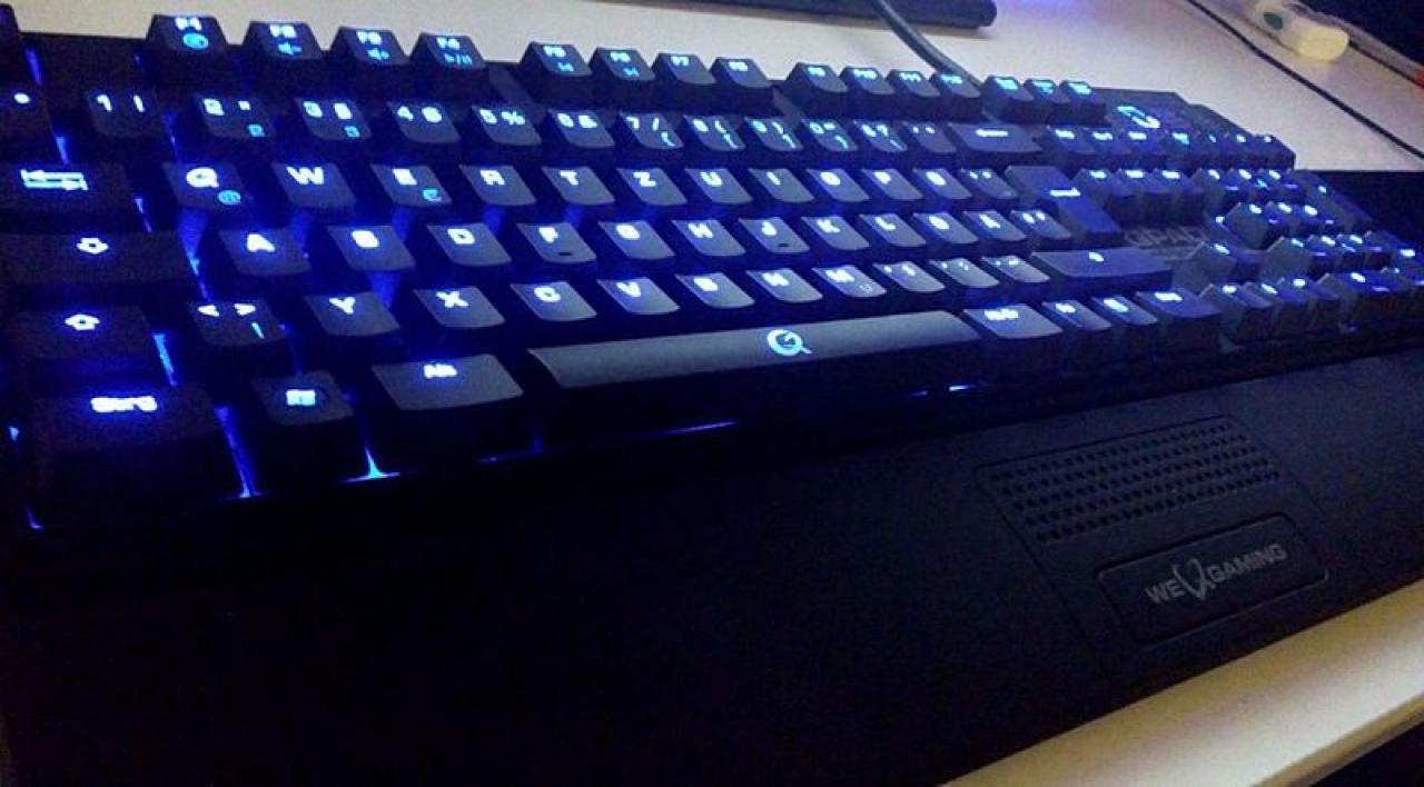[10/10/2014] Update vom 11.10.2014 mit Rennsimulator und K70 RGB (22)