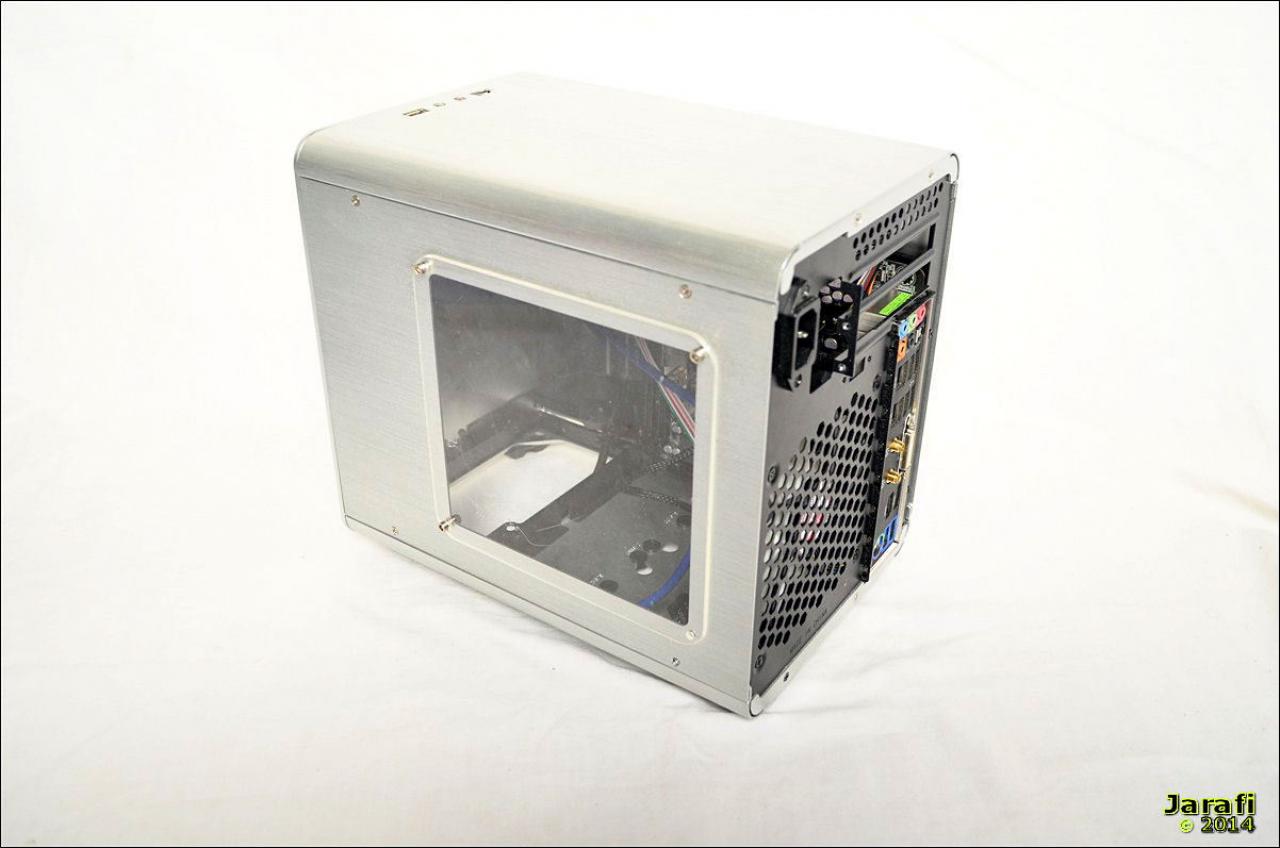 [10/10/2014] Raijintek Metis (2)