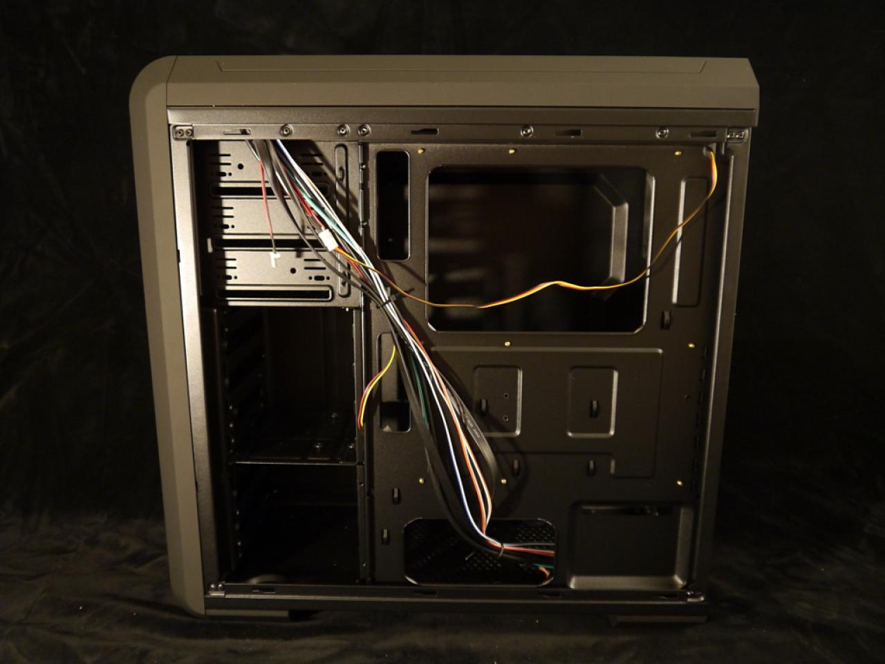[14/10/2014] Enermax iVektor (6)