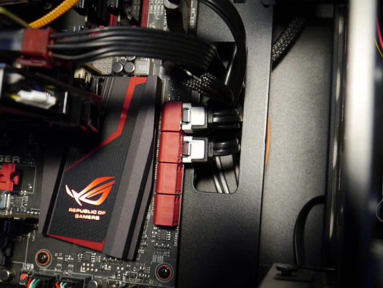 [14/10/2014] Enermax iVektor (12)