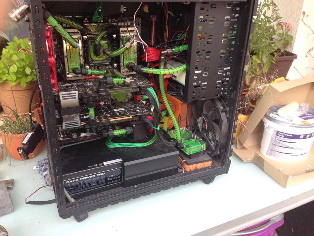 [24/10/2014] Update vom 27.10.: PCs mit Duftbaum und Eiswasser (17)