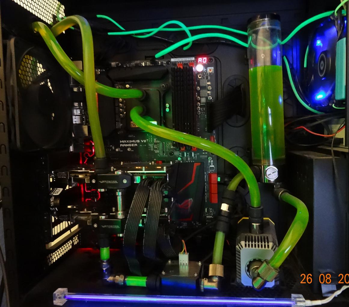 [24/10/2014] Update vom 27.10.: PCs mit Duftbaum und Eiswasser (29)