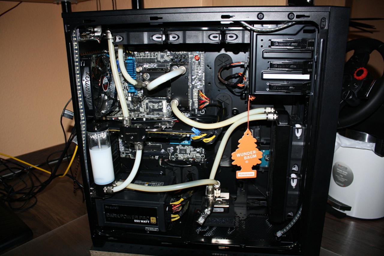 [24/10/2014] Update vom 27.10.: PCs mit Duftbaum und Eiswasser (5)