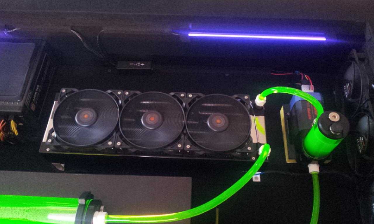 [24/10/2014] Update vom 27.10.: PCs mit Duftbaum und Eiswasser (10)