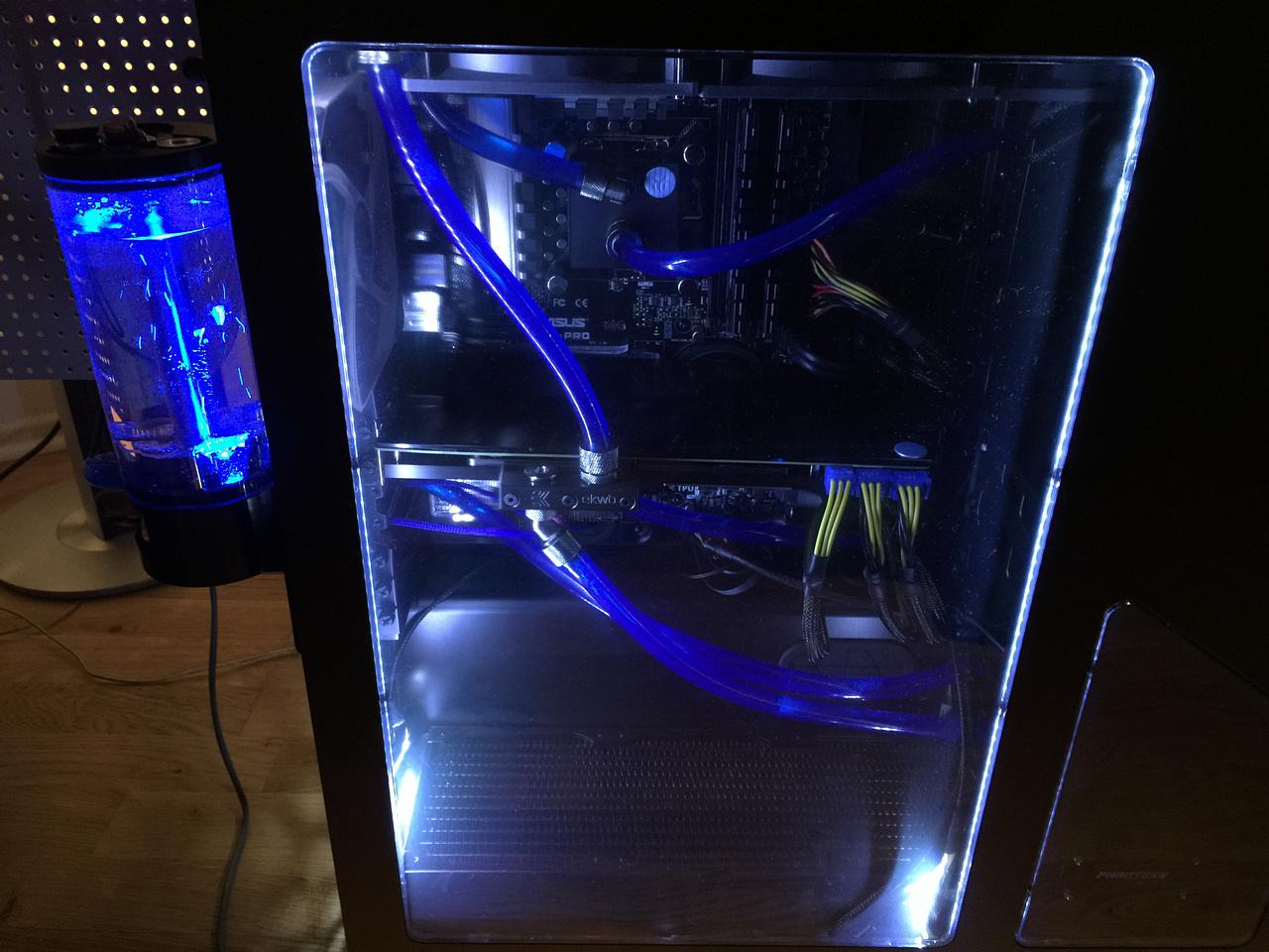 [24/10/2014] Update vom 27.10.: PCs mit Duftbaum und Eiswasser (50)