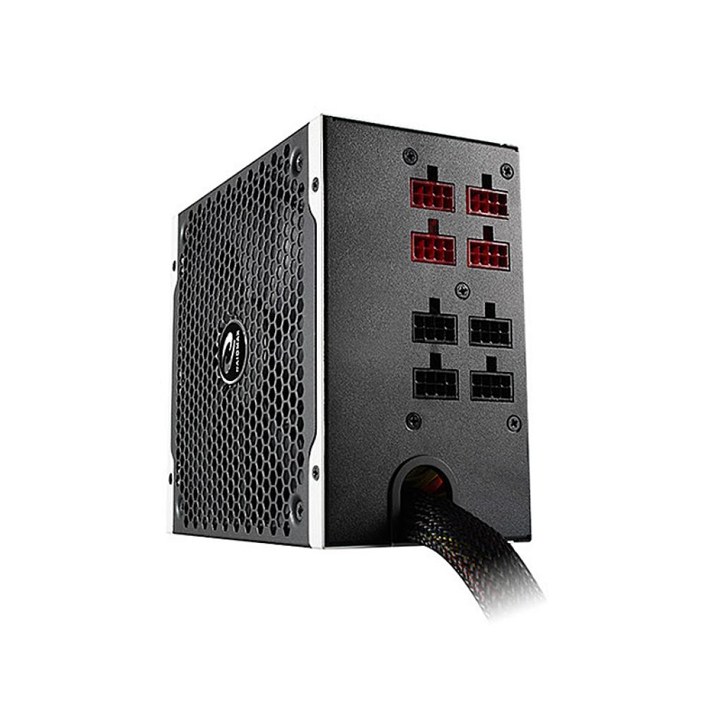 [16/10/2014] Raidmax Vampire RX: Netzteile mit 80 Plus Gold und bis zu 1.000 Watt auf zwei Rails (6)