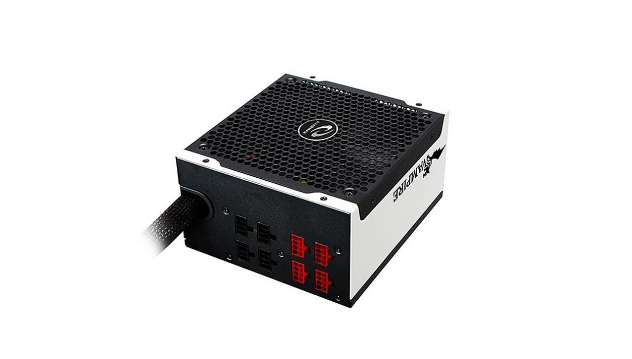 [16/10/2014] Raidmax Vampire RX: Netzteile mit 80 Plus Gold und bis zu 1.000 Watt auf zwei Rails (7)