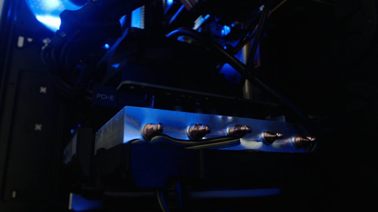 [04/10/2014] Grafikkartenkühler Arctic Accelero Xtreme IV auf einer GTX 780 Ti im Test - Leserartikel von Tech_13 (7)