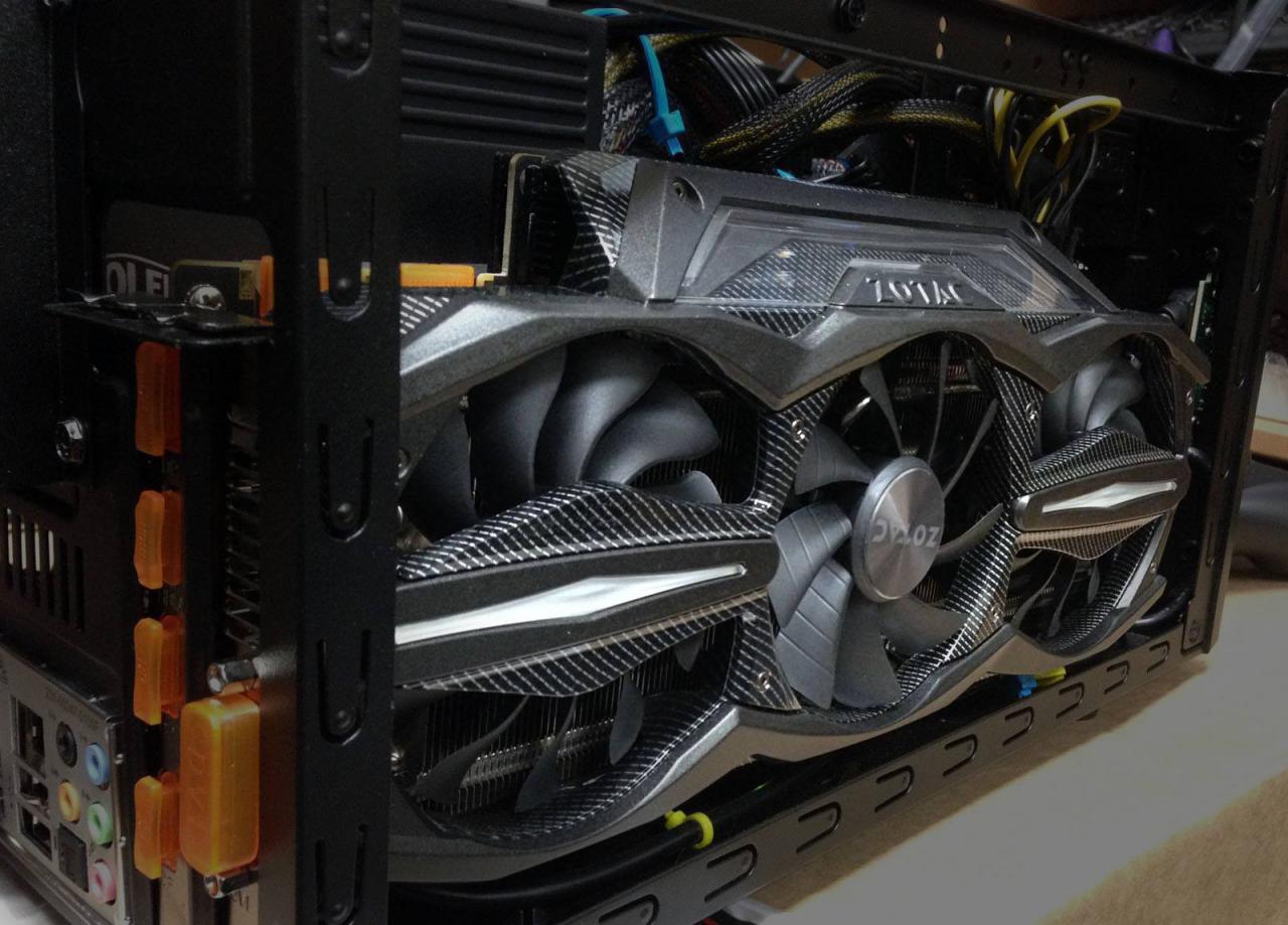 [08/10/2014] Zotac Geforce GTX 980 Amp Extreme: Ausnahme-Grafikkarte geteasert (4)