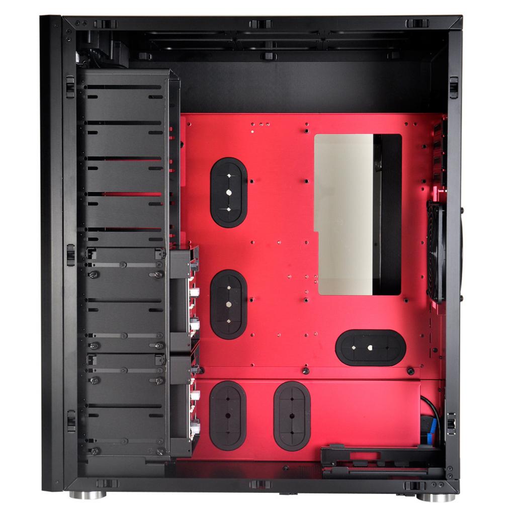 [31/10/2014] Lian Li PC-D666: Ausladendes Cube-Gehäuse für zwei Systeme (8)