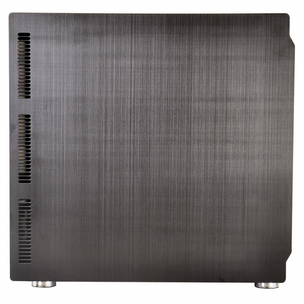 [29/10/2014] Lian Li PC-Q26: Mini-ITX-Gehäuse für den NAS-Einsatz mit 11 Datenträgern (5)