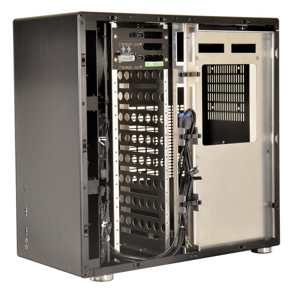 [29/10/2014] Lian Li PC-Q26: Mini-ITX-Gehäuse für den NAS-Einsatz mit 11 Datenträgern (11)