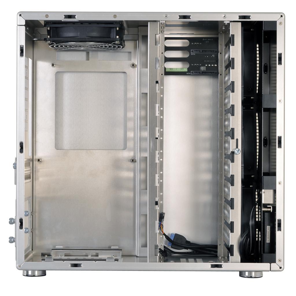 [29/10/2014] Lian Li PC-Q26: Mini-ITX-Gehäuse für den NAS-Einsatz mit 11 Datenträgern (25)