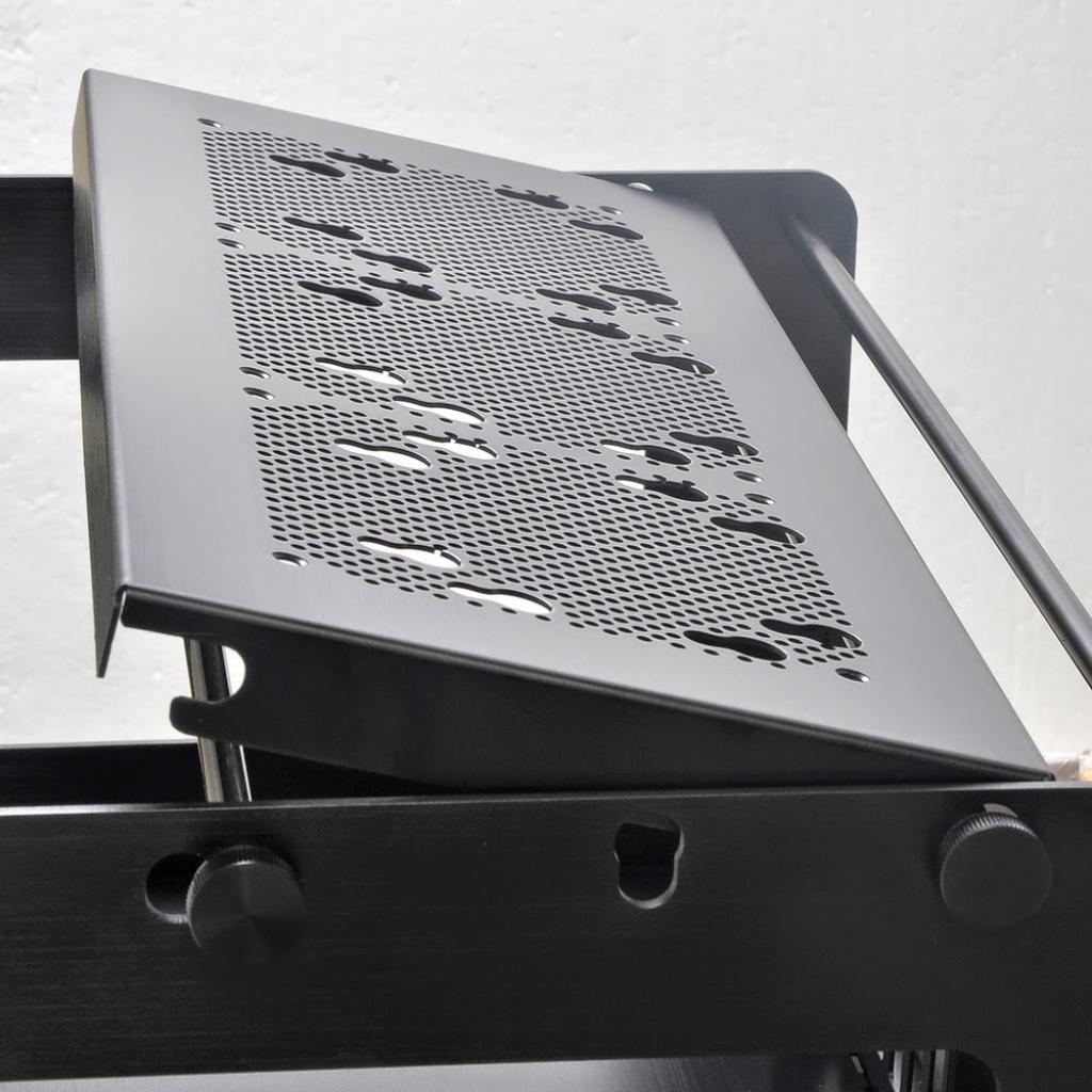 [16/10/2014] Lian Li PC-T80: Modularer Benchtable zum hohen Preis (5)