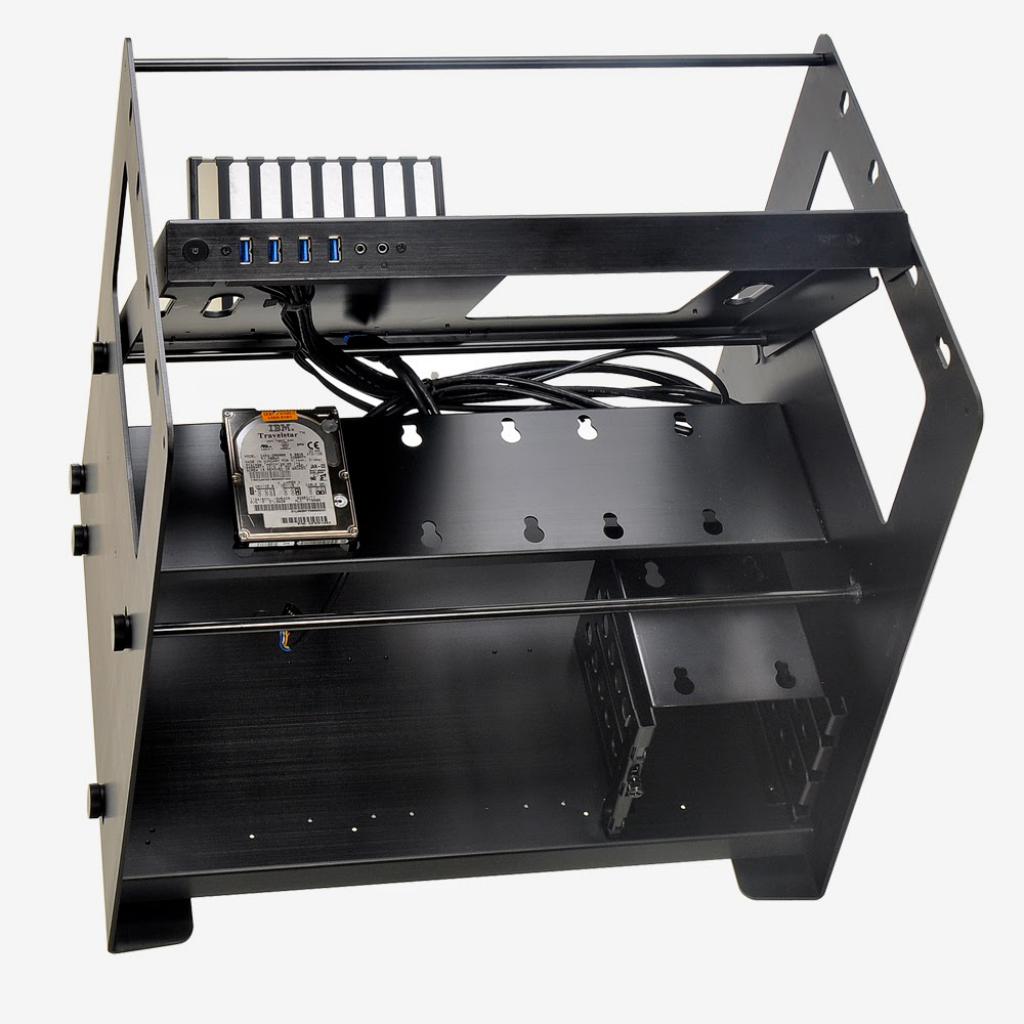[16/10/2014] Lian Li PC-T80: Modularer Benchtable zum hohen Preis (11)