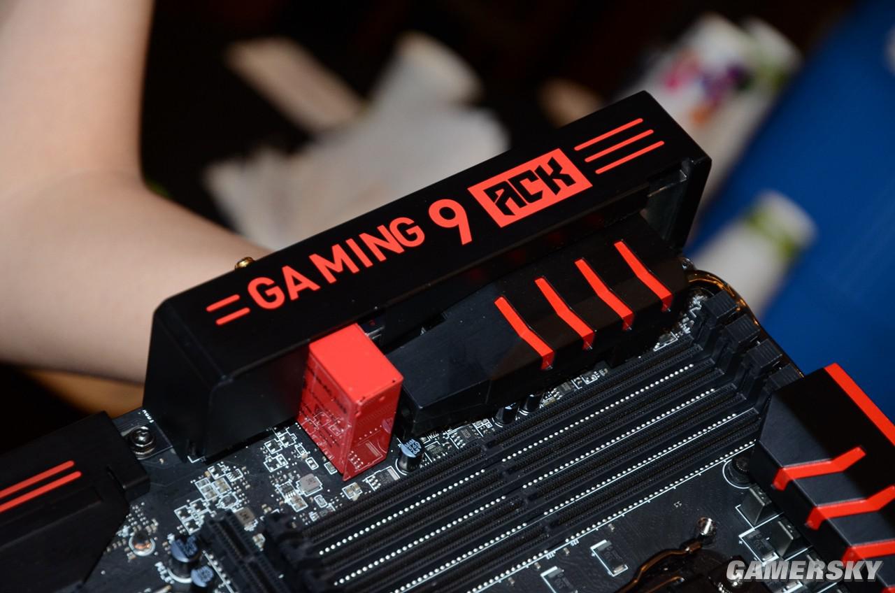 [03/11/2014] MSI X99S Gaming 9 ACK: High-End-Mainboard mit Killer-WLAN und Streaming-Engine (2)