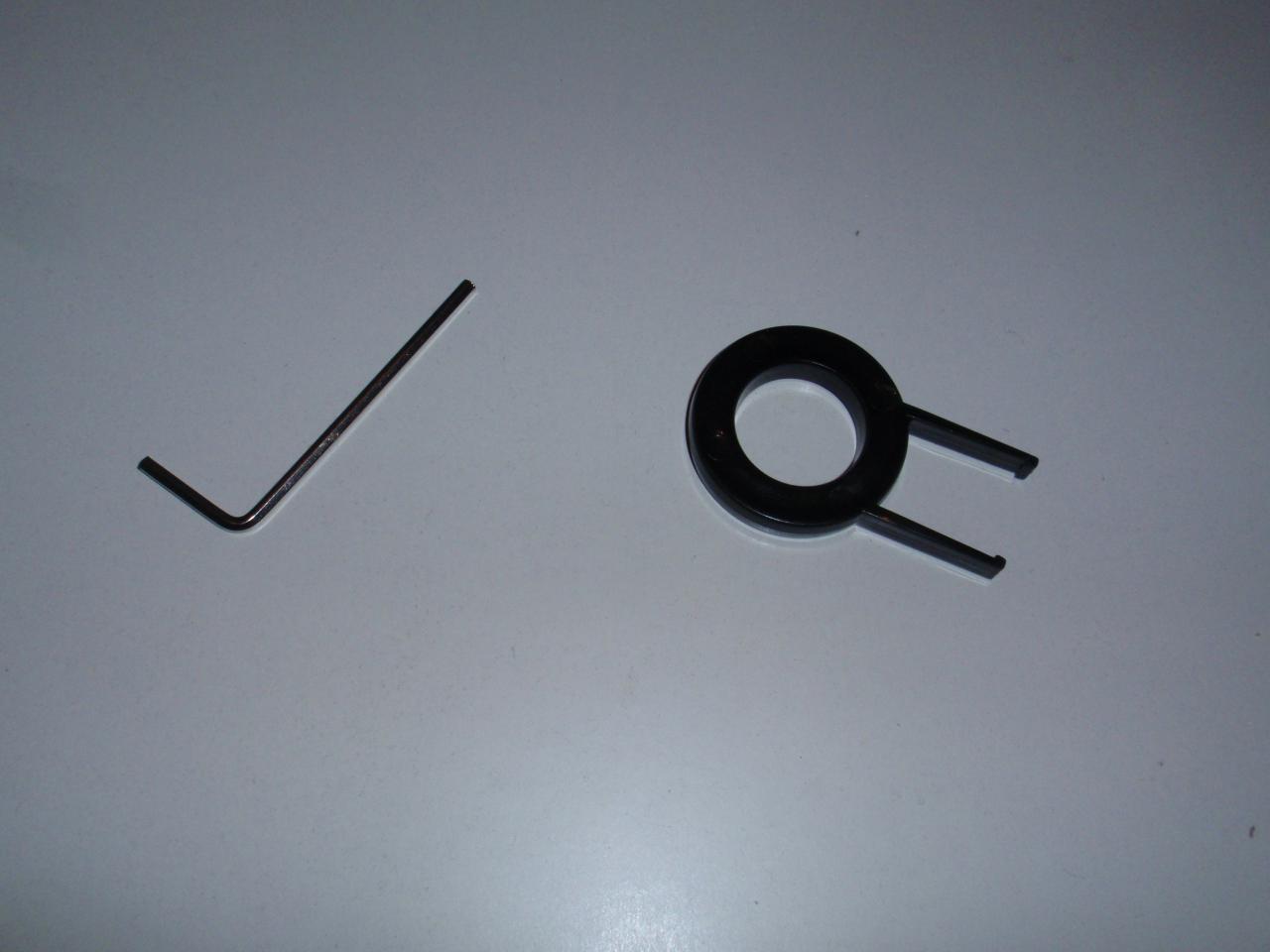 [08/11/2014] Torx-Schlüssel und KeyCap-Remover