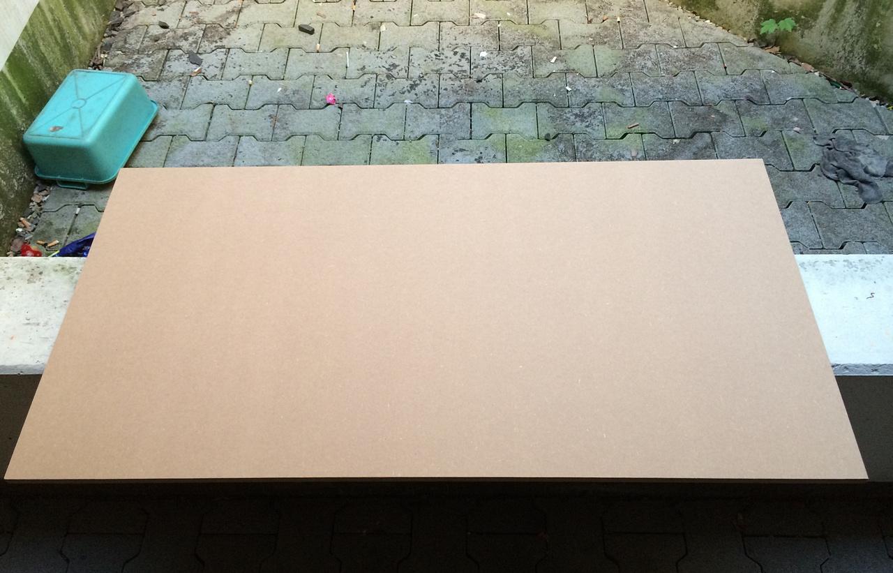 [28/11/2014] Ein PC wird an die Wand gehängt: Projekt eines PCGHX-Mitglieds (2)
