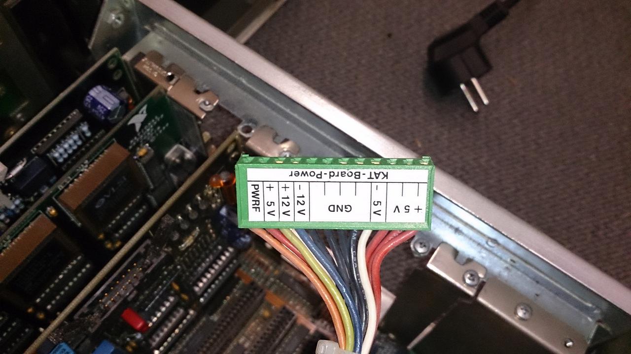 [04/11/2014] Update vom 04.11. mit 27 Jahre altem Netzteil (1)