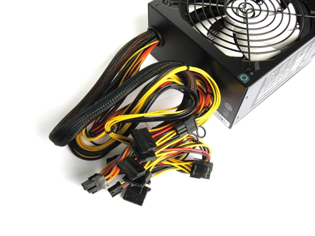 [06/11/2014] Tacens Radix Eco II 600W (7)