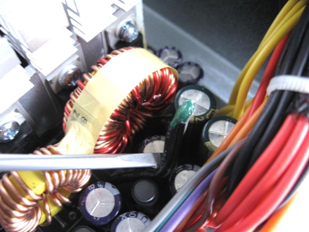 [06/11/2014] Tacens Radix Eco II 600W (14)