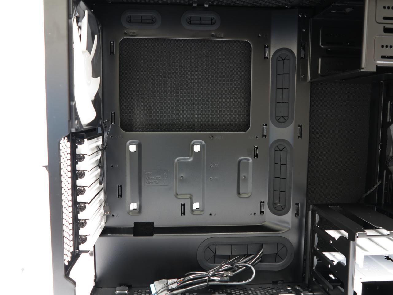 [20/11/2014] Fractal Design Define R5 - Der jüngste Spross der Define-R-Gehäusereihe im Test (9)