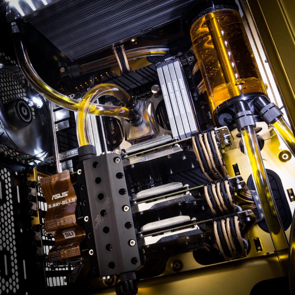 [20/11/2014] 4.000-Euro-Gaming-Rechner im Hands-On: Was bringt die Fps-Waffe von der8auer? (22)