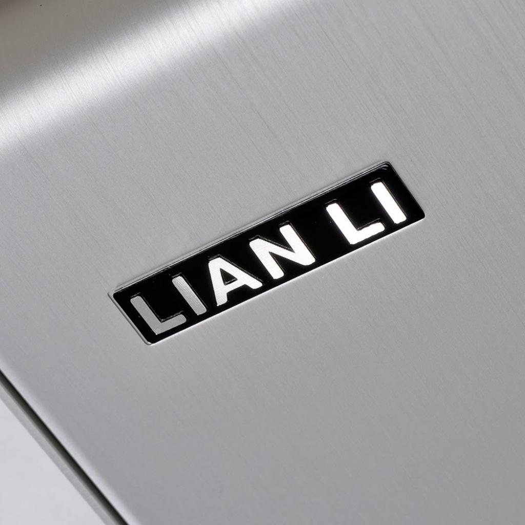 [27/11/2014] Mini-ITX-Gehäuse mit Fenster: Lian Li PC-Q33W verfügbar (16)