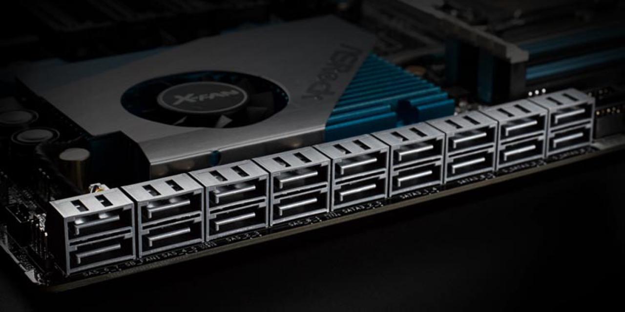 [12/12/2014] Intel entfernt SATA-Treiber für Haswell-E: Datenträger nur eingeschränkt nutzbar (im Bild: Asrock X99 Extreme11)