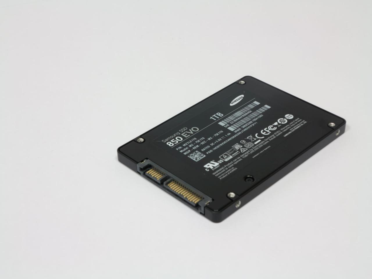 [08/12/2014] Test: Samsung SSD 850 Evo, nicht Revo (2)