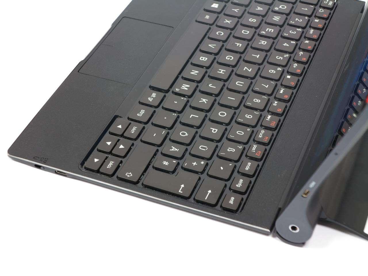 [03/12/2014] Lenovo Yoga Tablet 2: Lenovos neue Tablet-Notebook-Kombination im Test (10)