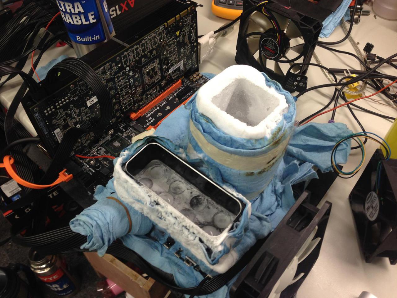 [05/01/2015] DDR4-RAM-Overclocking: Rekordwert DDR4-4184 mit kommendem Mainboard erzielt