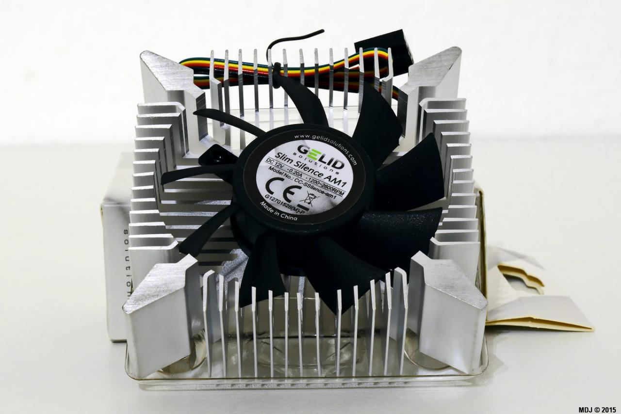 [26/01/2015] Gelid Solutions Slim Silence AM1 (4)