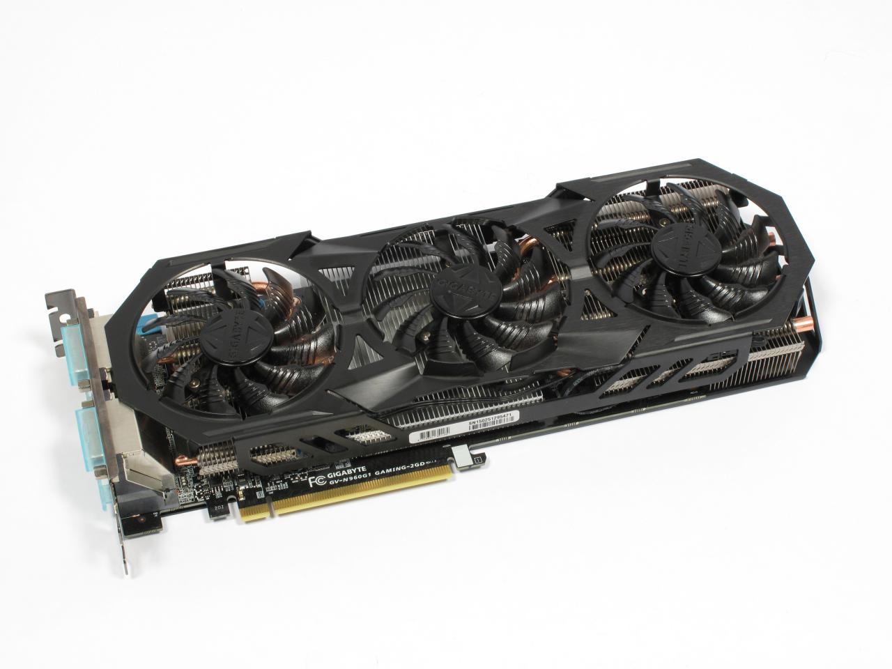 [22/01/2015] Gigabyte GTX 960 G1 Gaming, die längste Karte im Testfeld: 1.241/3.506 MHz ab Werk, ein enormer Boost auf konstante 1.455 MHz und sehr leise Kühlung inkl. semi-aktivem Modus (ausführlicher Test in PCGH 03/2015)CGH