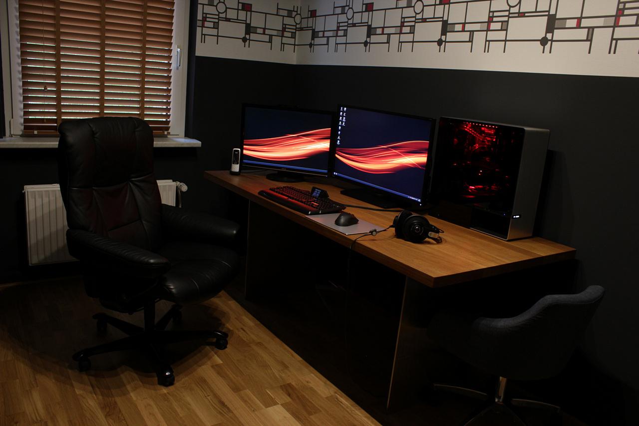 [23/01/2015] Update Januar 2015: Schreibtisch von majorguns