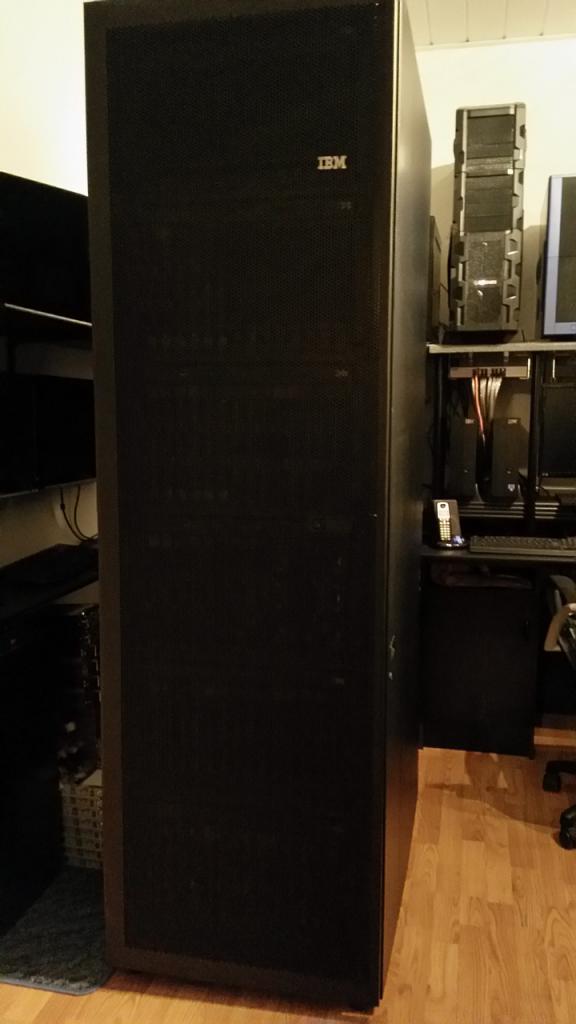 [23/01/2015] Update Januar 2015: Schreibtisch von ML1000