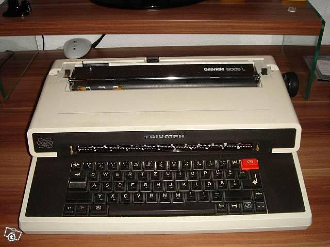[13/01/2015] PCGHX: Tastatur im Eigenbau - eine Schreibmaschine wird zum PC-Keyboard (1)