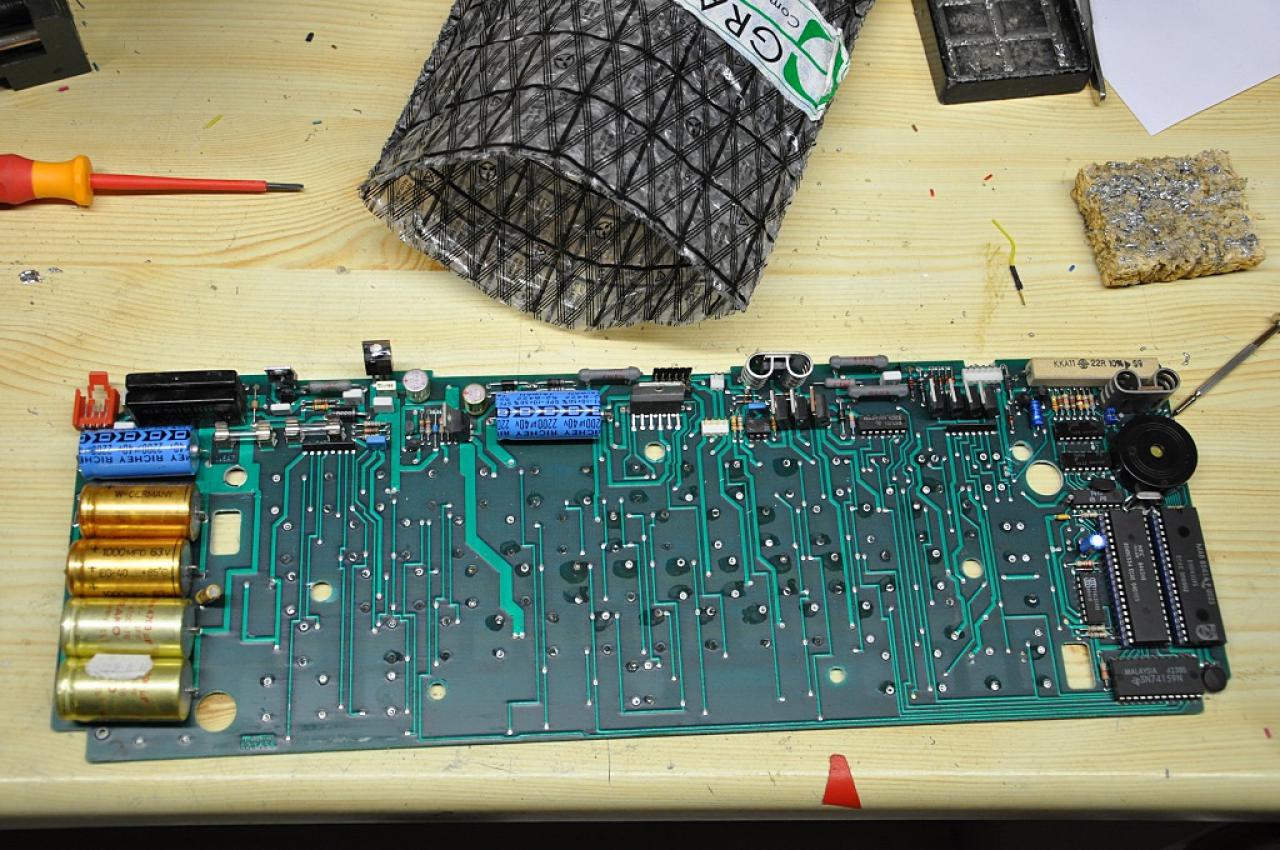 [13/01/2015] PCGHX: Tastatur im Eigenbau - eine Schreibmaschine wird zum PC-Keyboard (3)